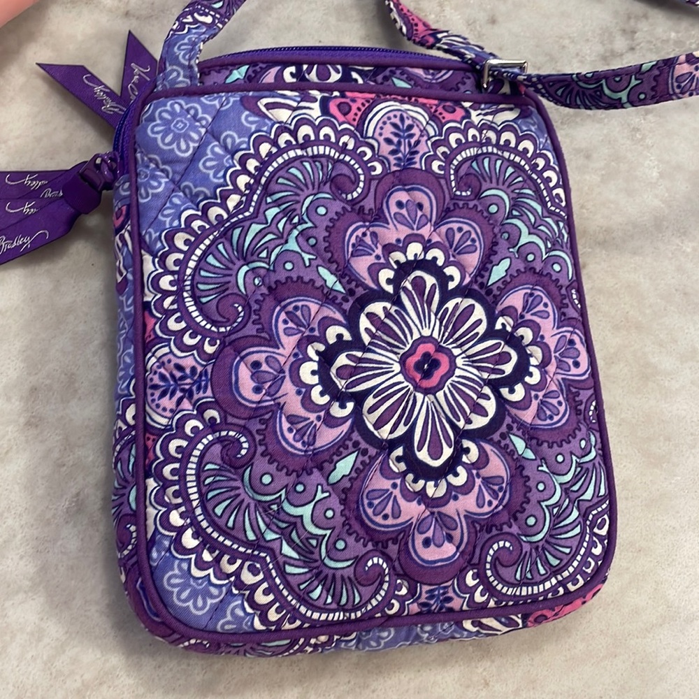 Vera Bradley Crossbody - Picture 2 of 6